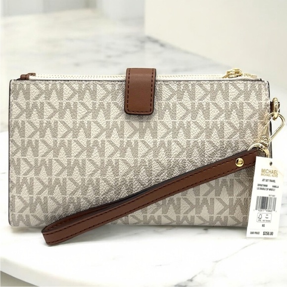 Michael Kors Large Jet Set Travel Double Zip Wallet Vanilla/Brown - Picture 5 of 10